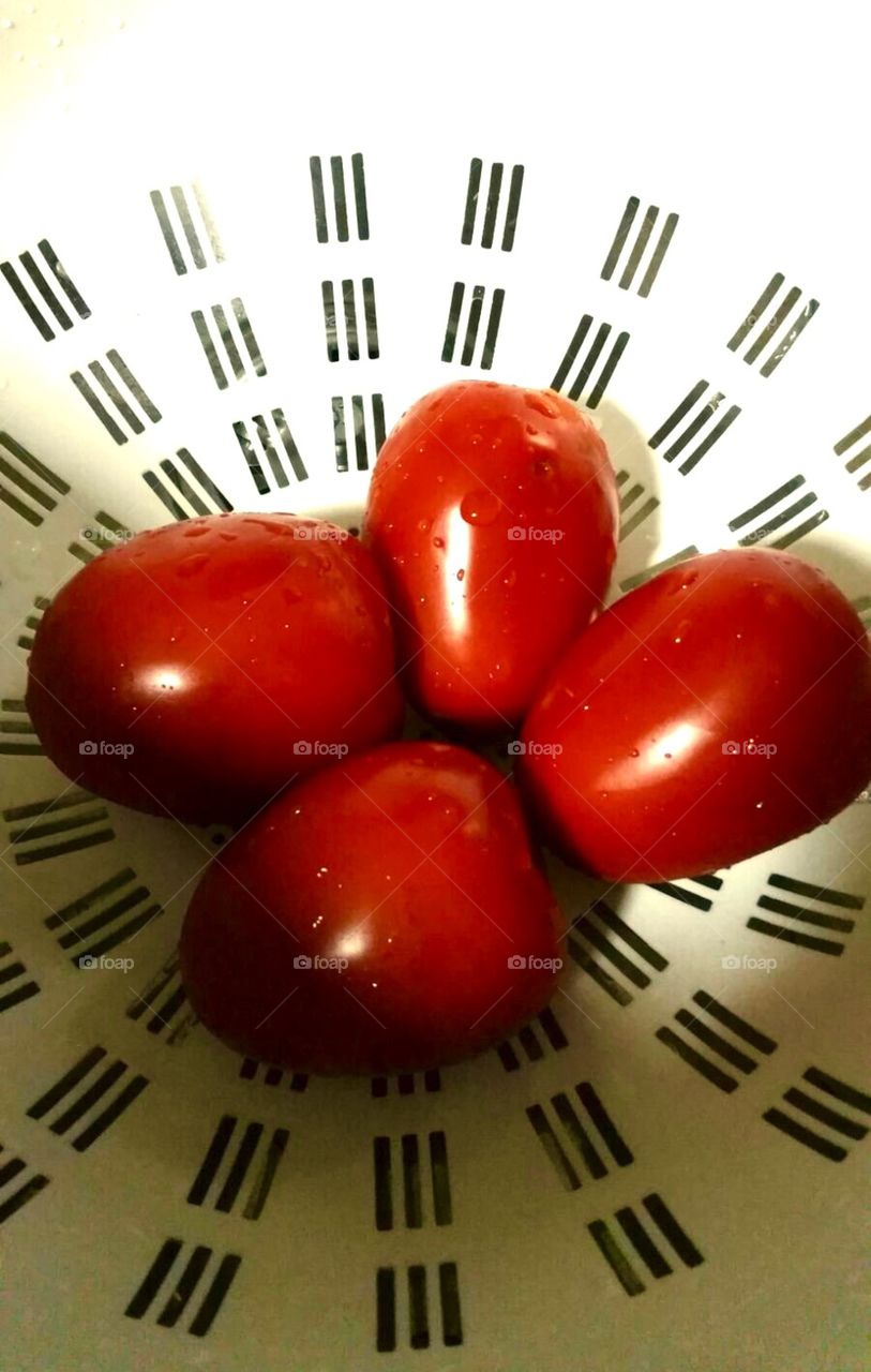 Tomatos...