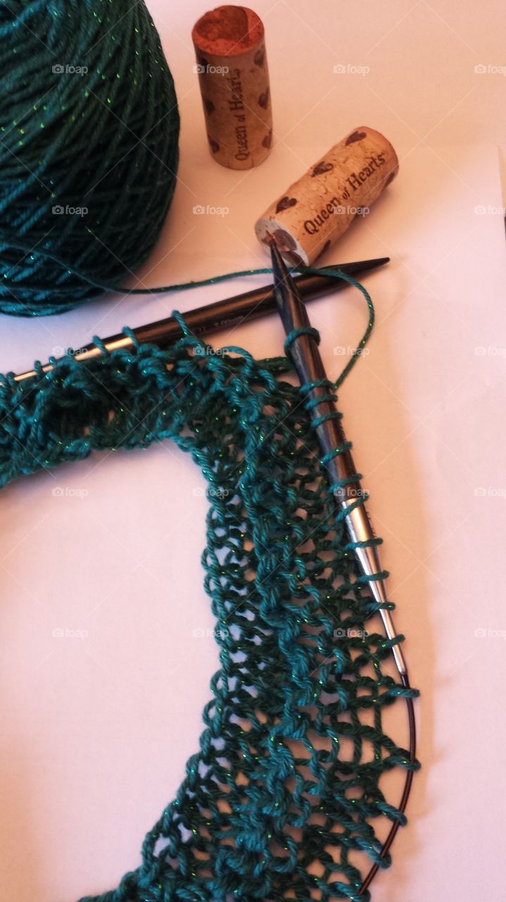 knitting in green