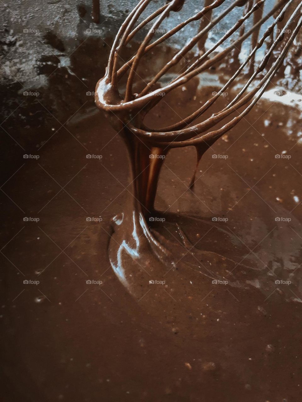 Preparation of chocolate cream for the cake