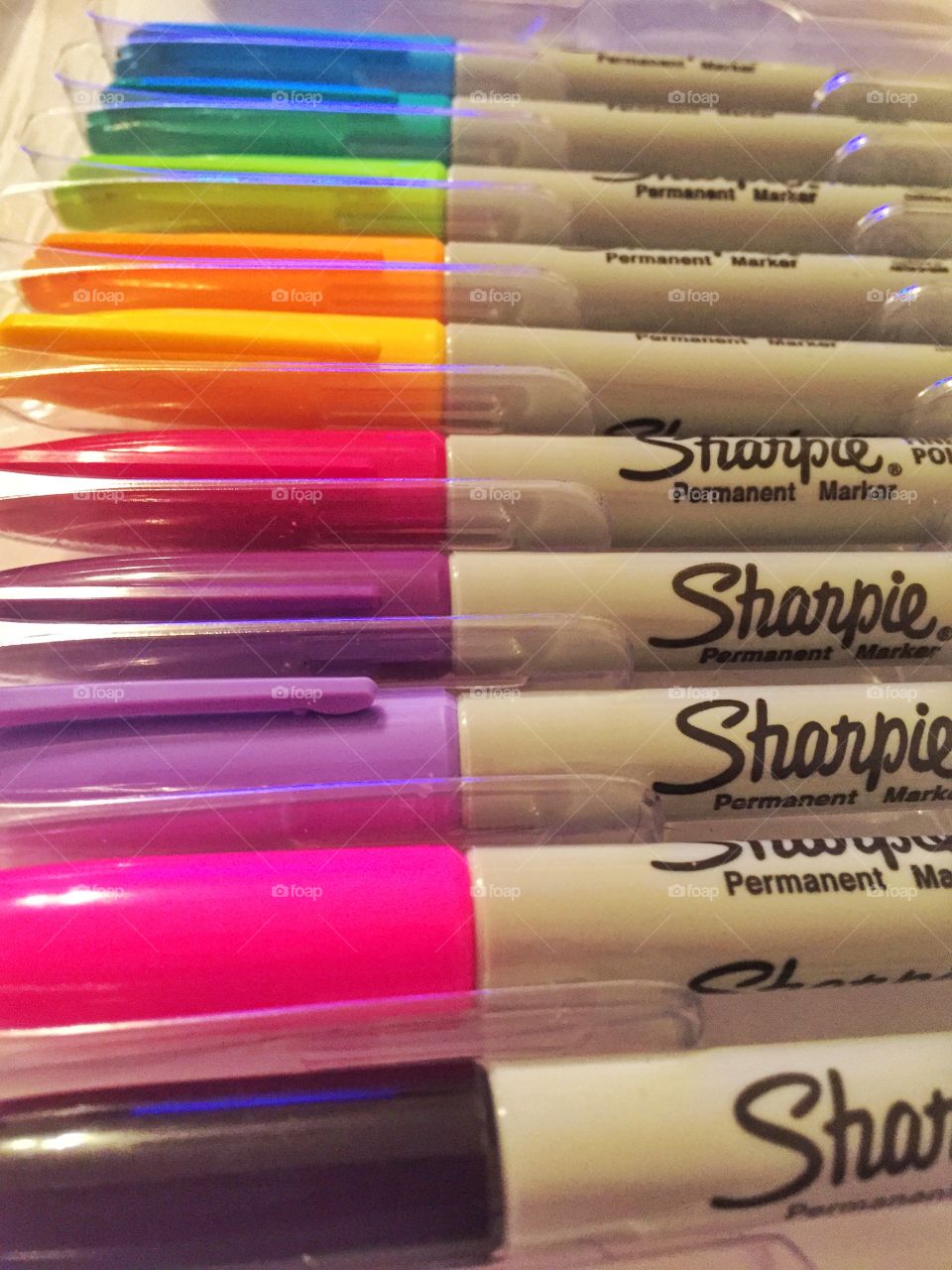 Sharpies . A package of sharpies 