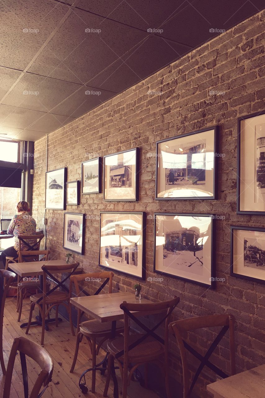 Independent small caffe shop and print Gallery 