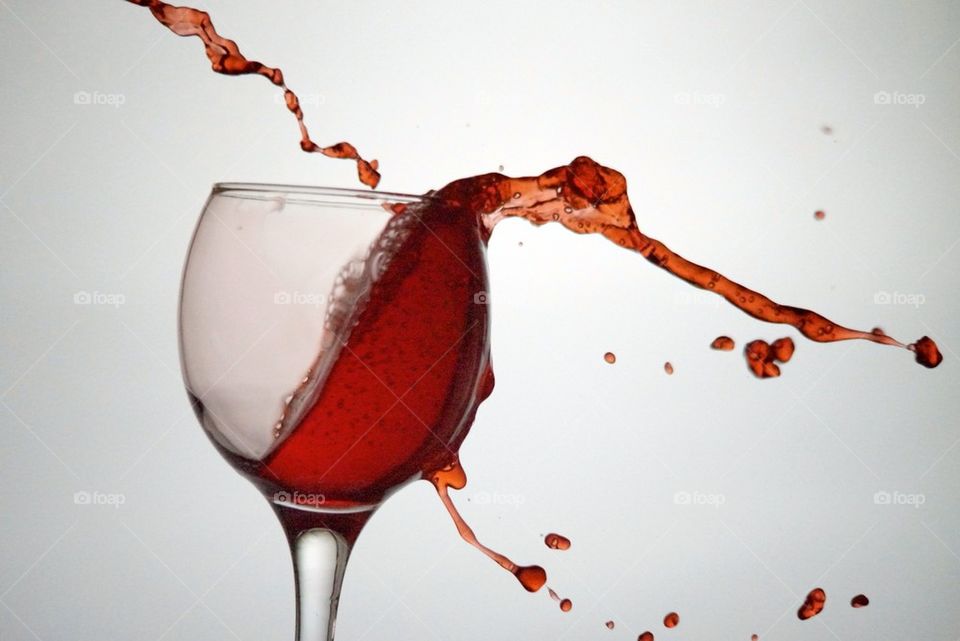 Wine pour