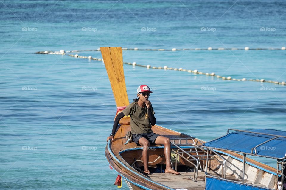 Boat driver prepare to start his job