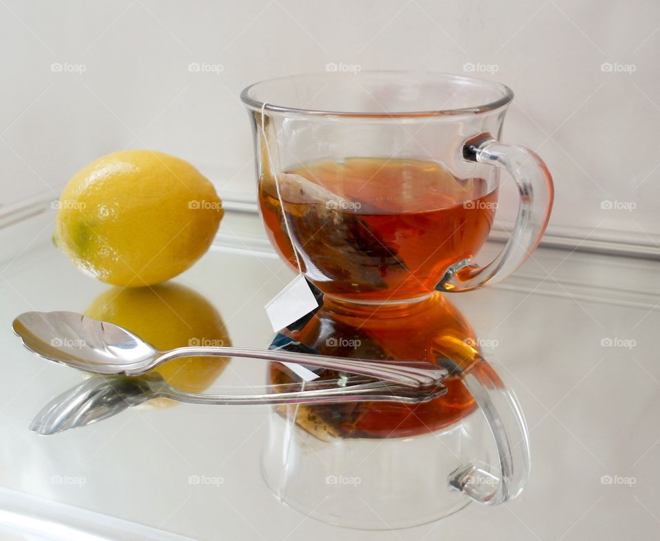 Tea with lemon 