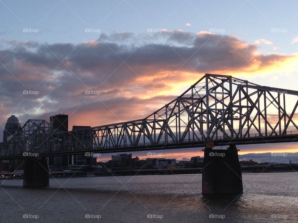 Kentuckiana bridge