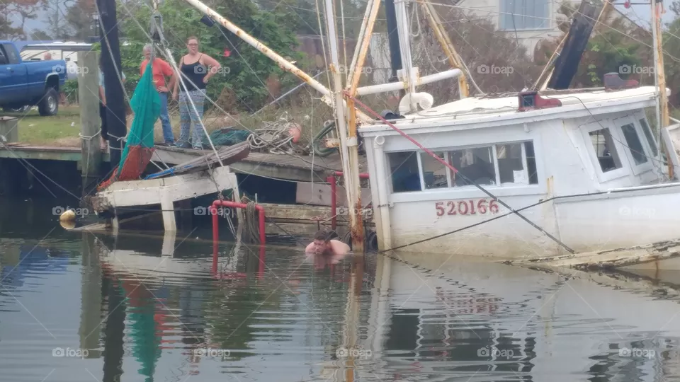 p boat