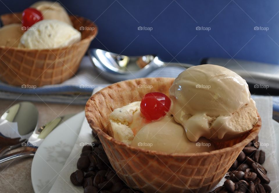 Coffee ice cream 