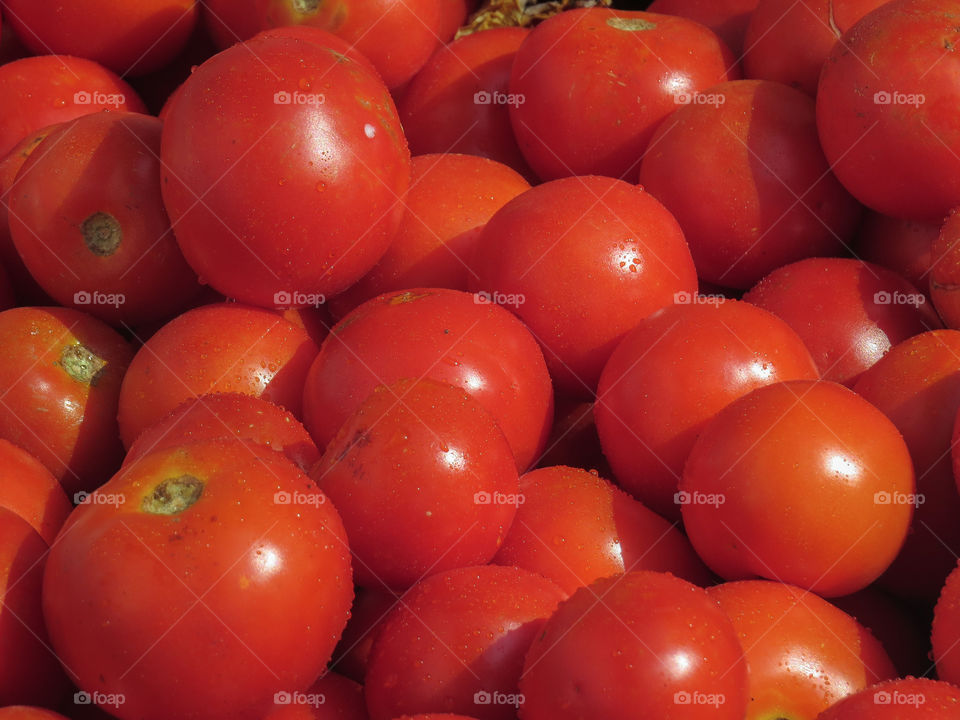 tomatos