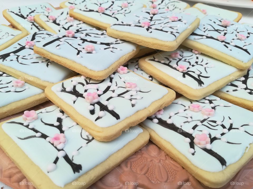 cookies with flowers