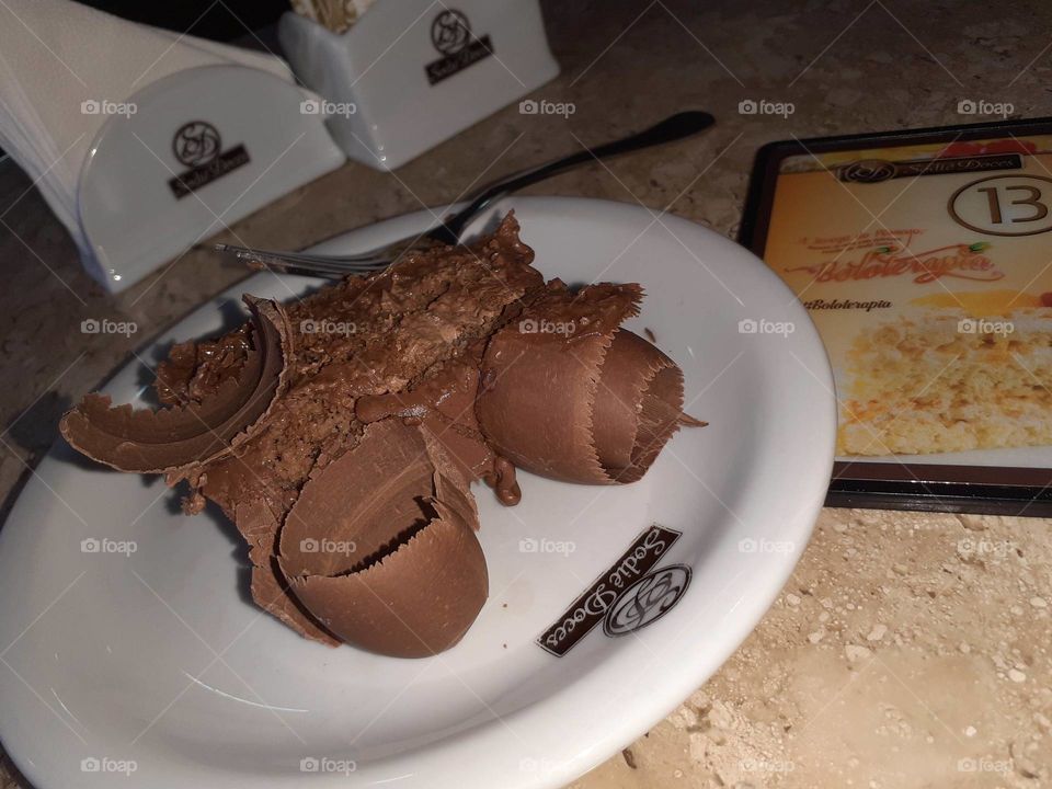 chocolate cakes with chocolate chips