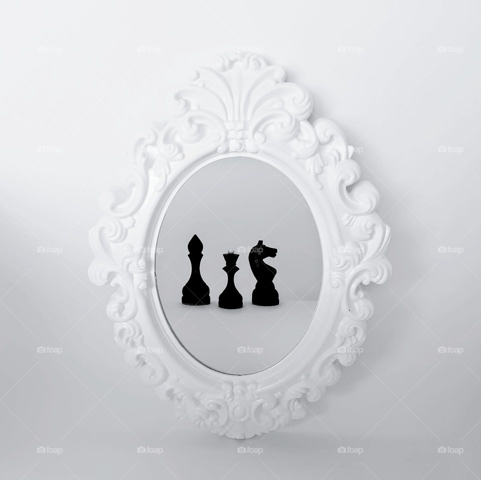 Mirror and chess♟️🪞♟️