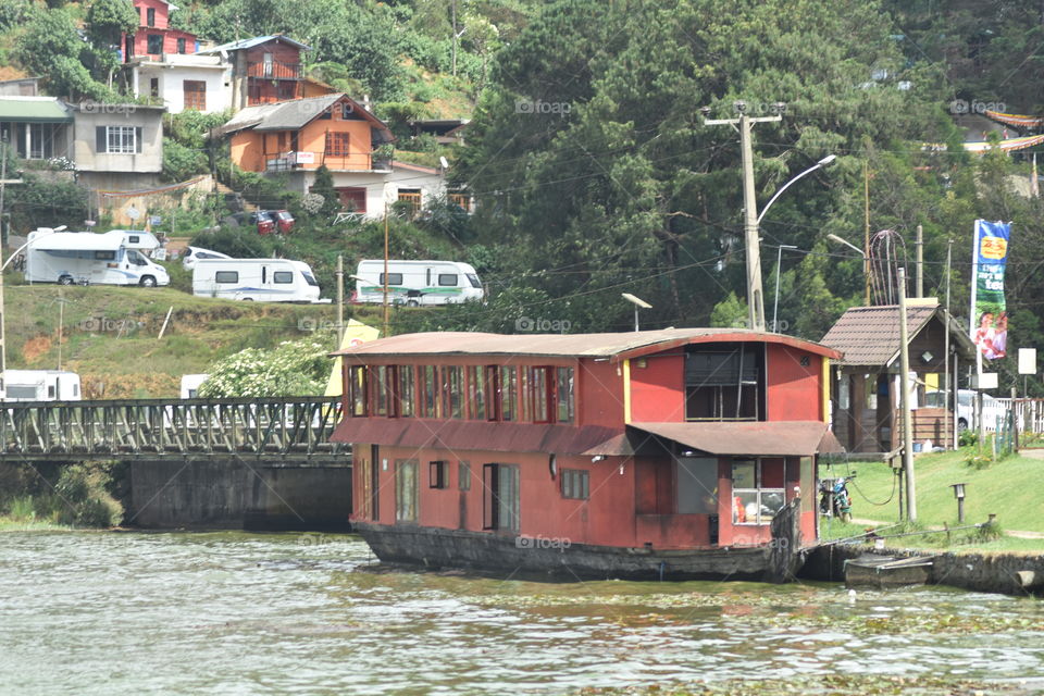 Floating restaurants 👍🏼😀