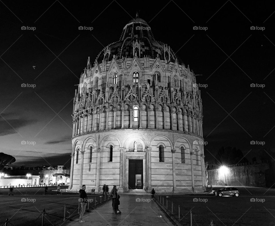 Pisa baptistery 