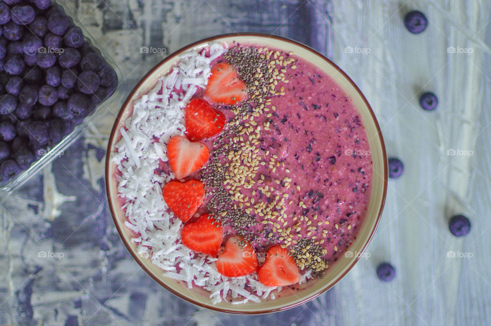 Smoothie bowl, strawberry-blueberry smoothie bowl🍲