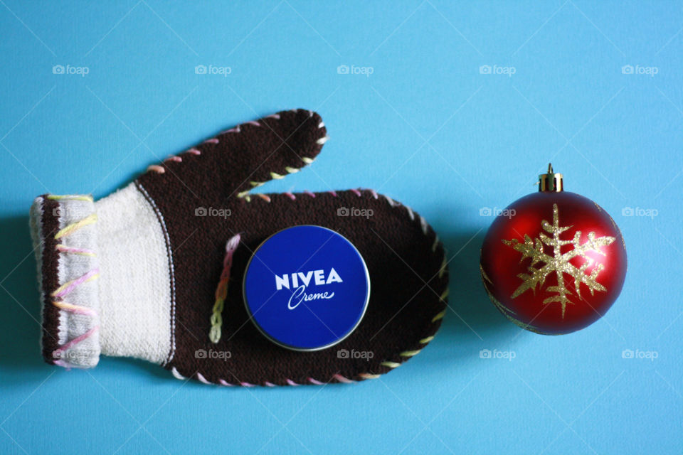 Christmas time, Nivea creme, winter gloves 7