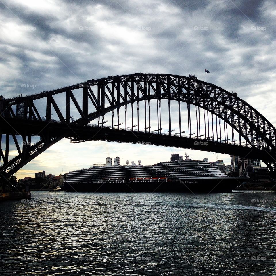 Sydney harbour bridge
