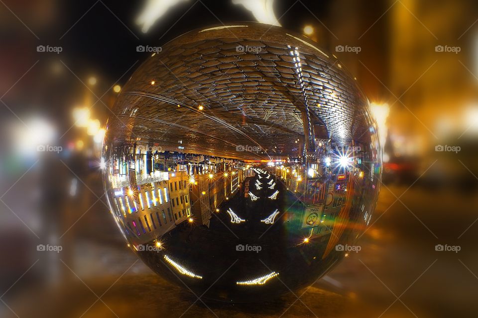 Lensball