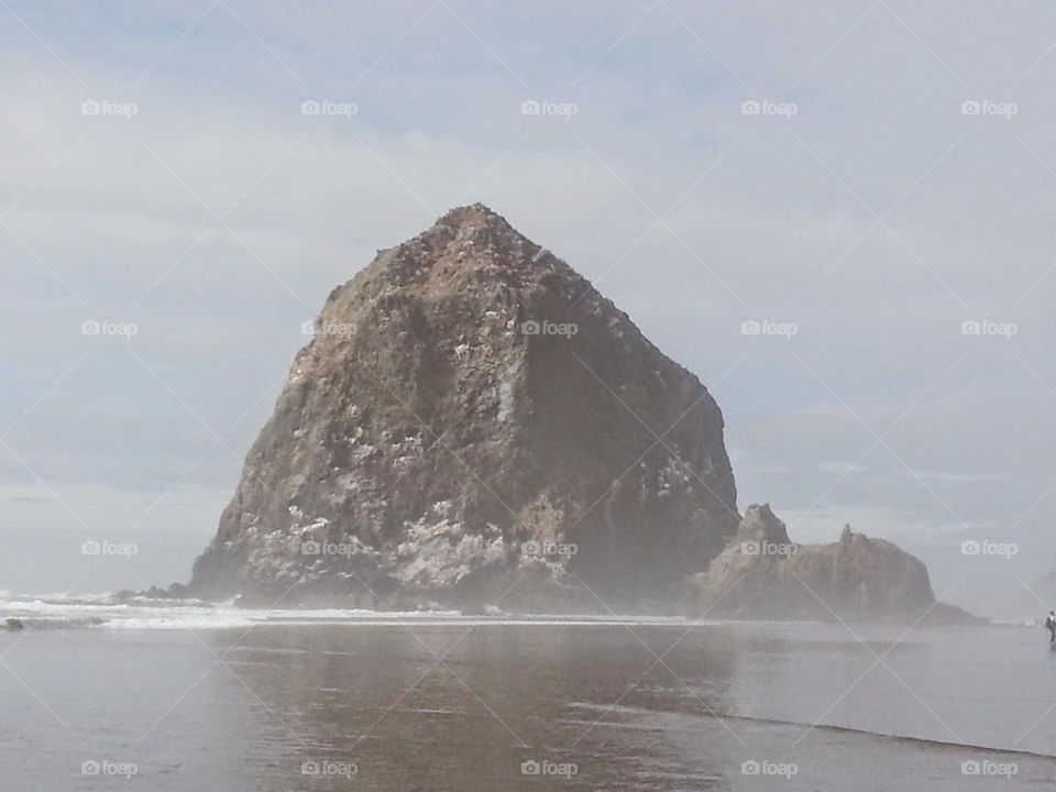 haystack rock in Oregon