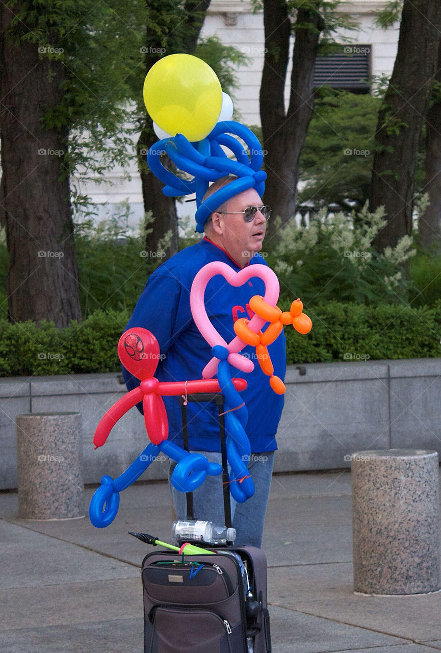 Balloon man