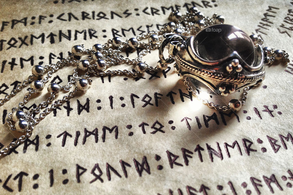Special pendant and runes... 