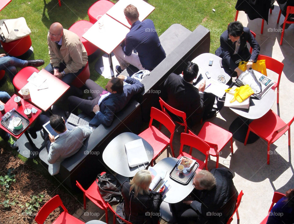 milano people break lunch by adrianocastelli