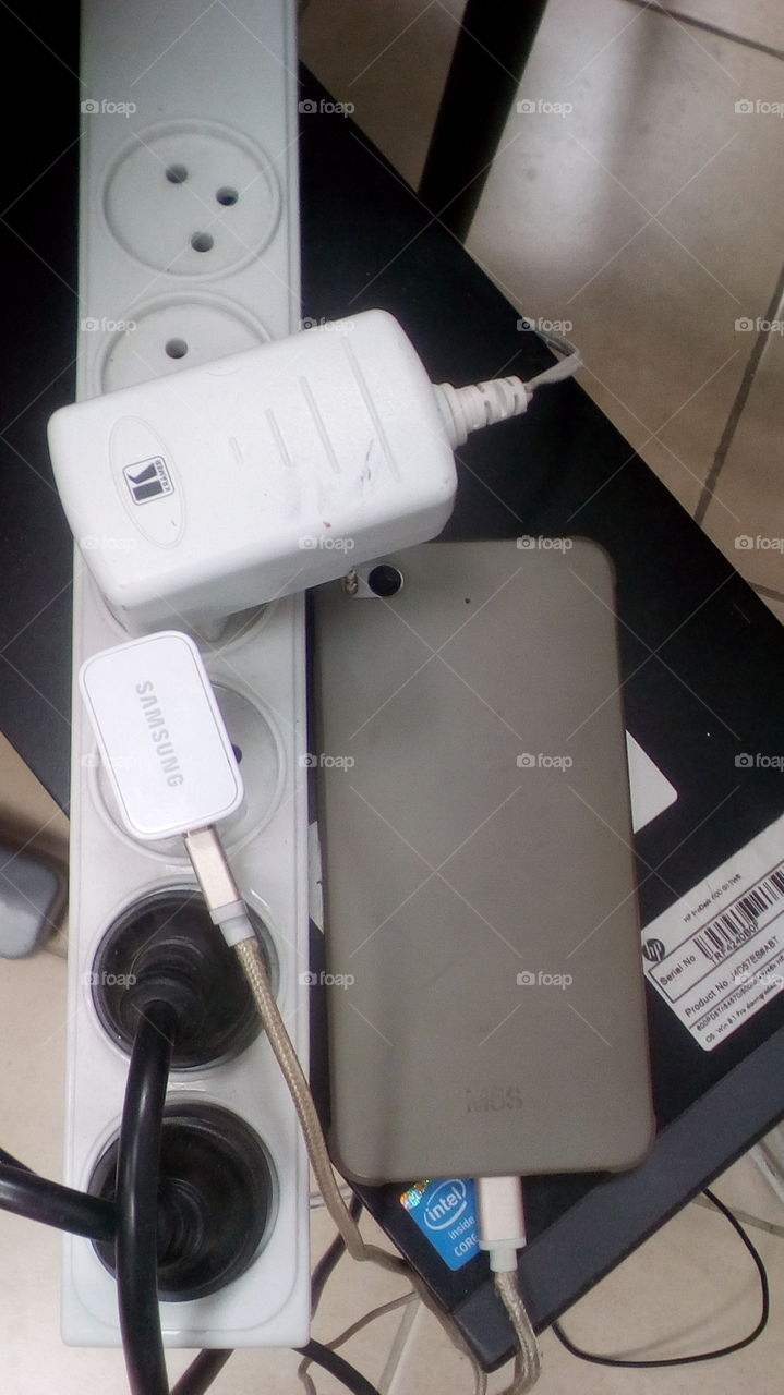 Electronics and  technology in bussiness