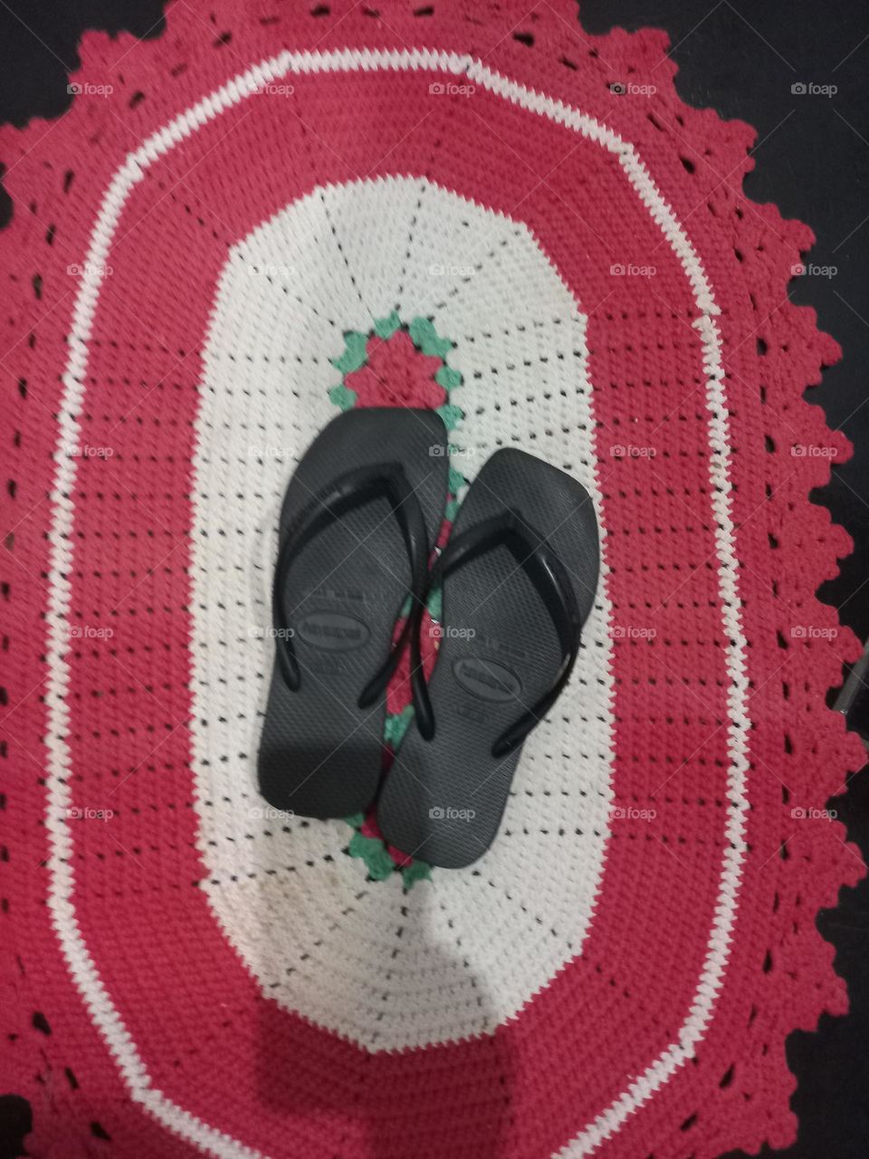 Os Chinelos Havaianas, são delicados, leves, resistentes, não  escorregam, firmes nos pés e no chão. Chinelos Havaianas  o ideal para qualquer  ocasião!