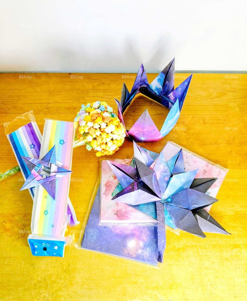 A table for artworks and creations