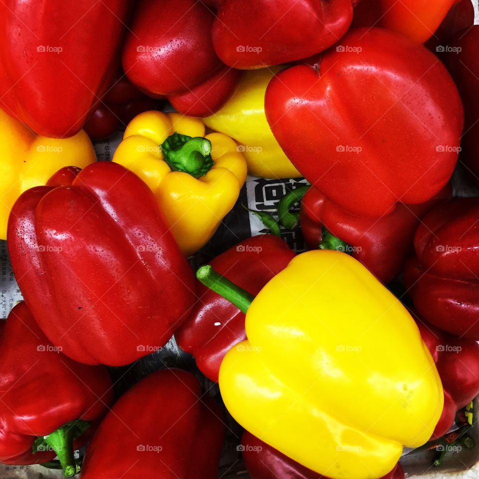 Red and yellow pepper 