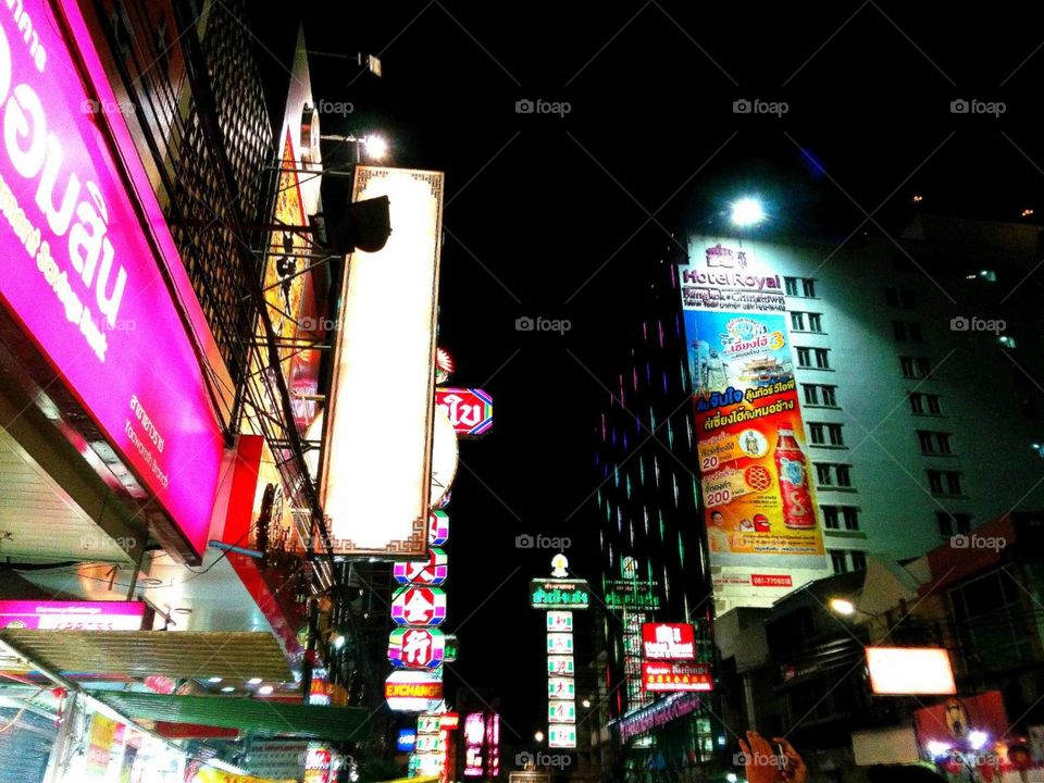 Night life at Yoawarat China Town in Bangkok, Thiland