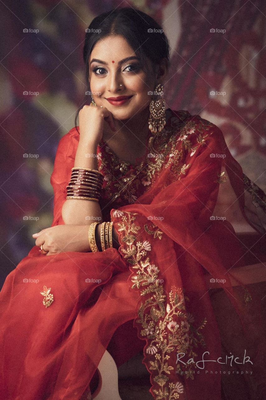 Red sarees is pure grace and glamorous 