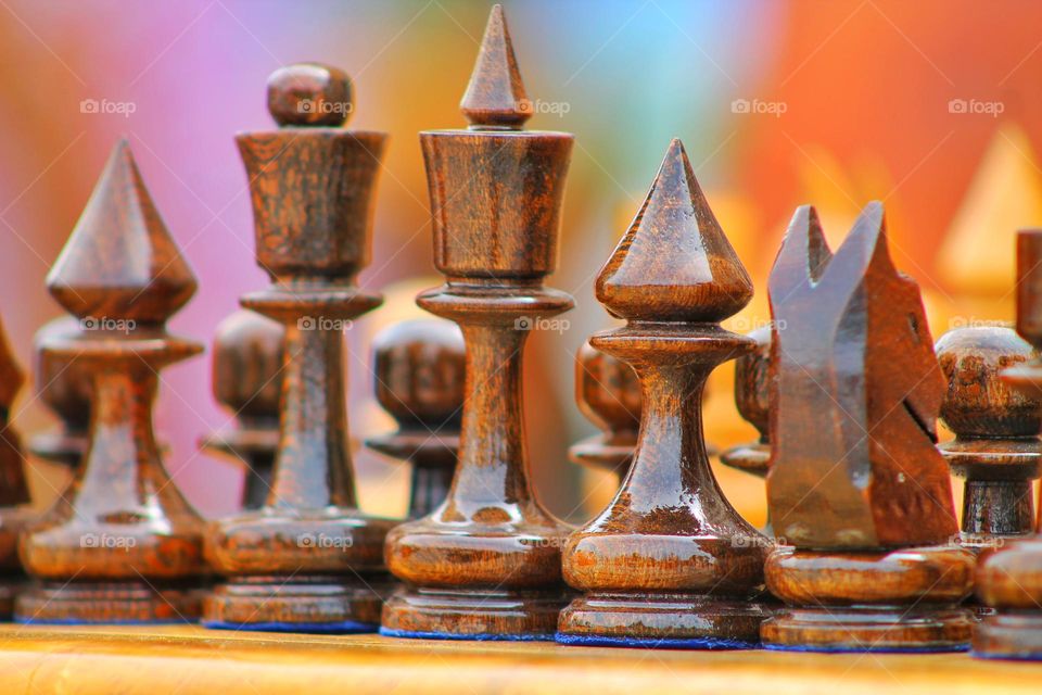 mahogany lacquered chess pieces Queen king