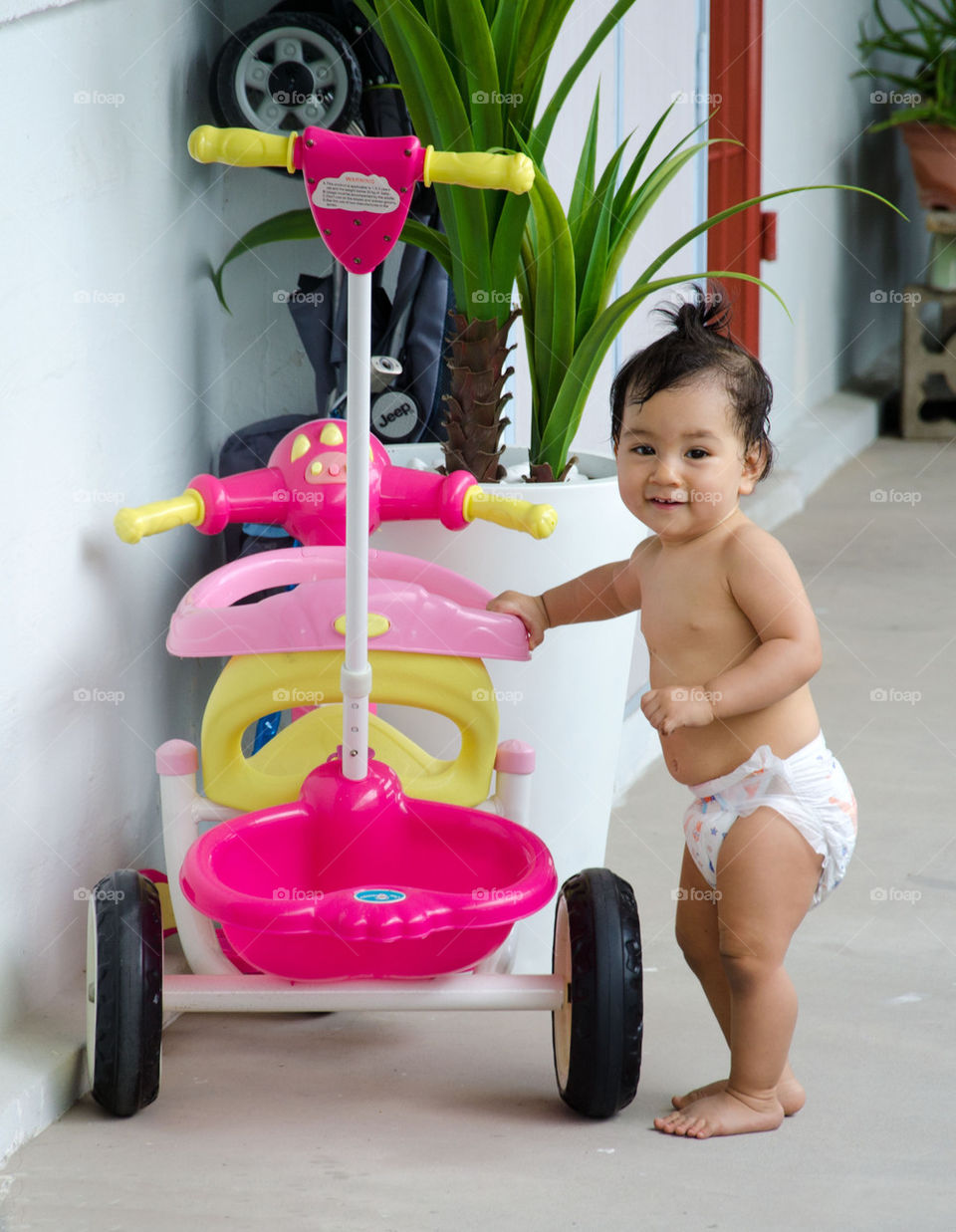 Look dad, a new car!