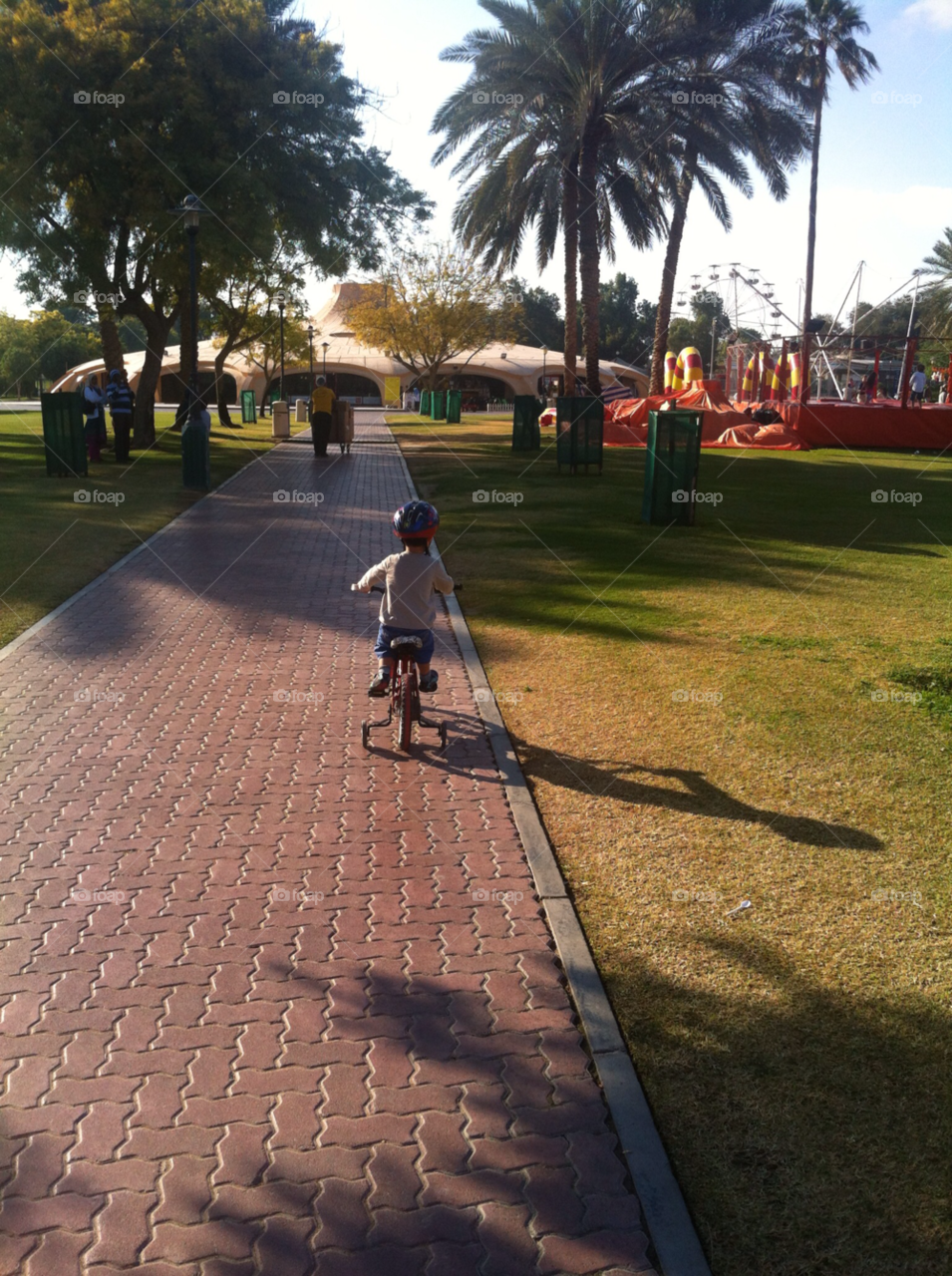 child palm cycling dubai by ashepperdson