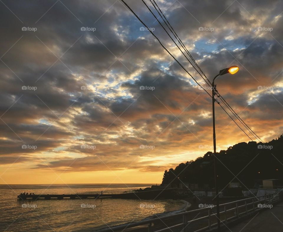 Sunset at the seashore 