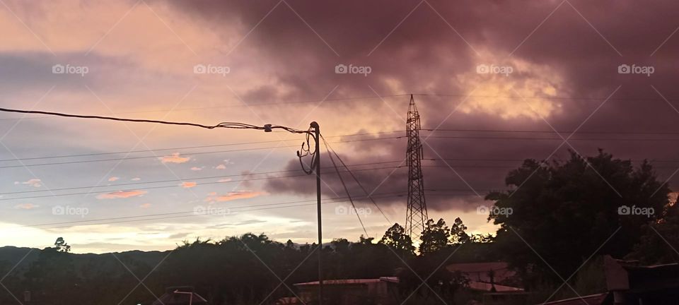 Hermoso atardecer Cartago Costa Rica Centroamérica propiedad Osvin