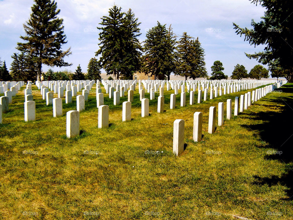 graves military grave cemetery by refocusphoto