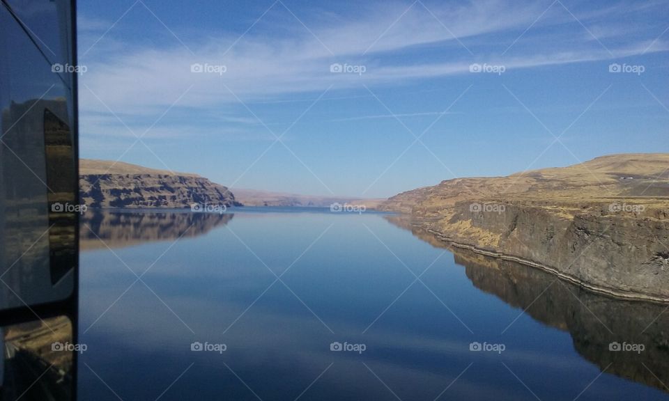 Blue Sky reflecting in the waters of the Columbia Gorge