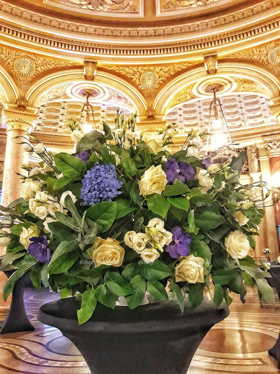 Flower arrangement
