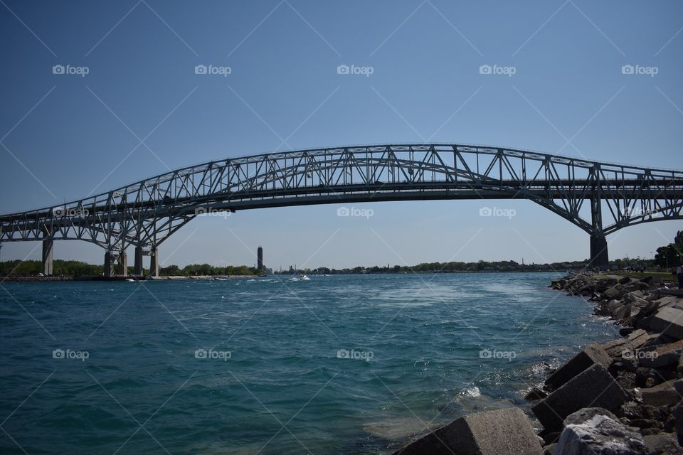 Blue Water Bridge, Views of Canada