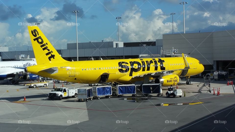 Spirit airplane at Fort Lauderdale airport