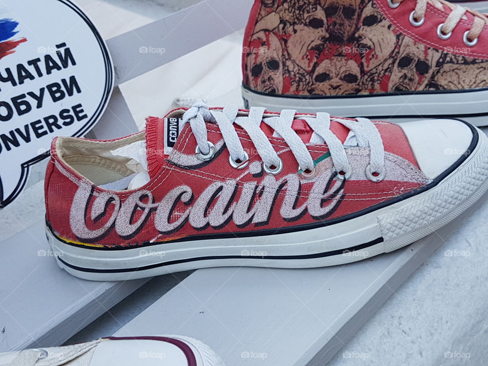 converse cocaine mikonos