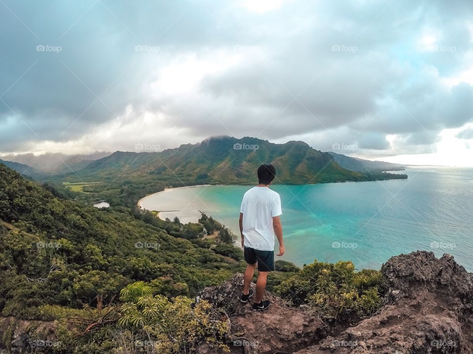 Crouching the lion Hike in Oahu, Hawaii