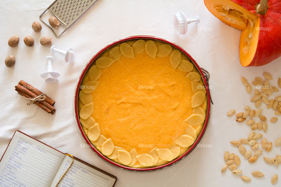 Cooking pumpkin tart