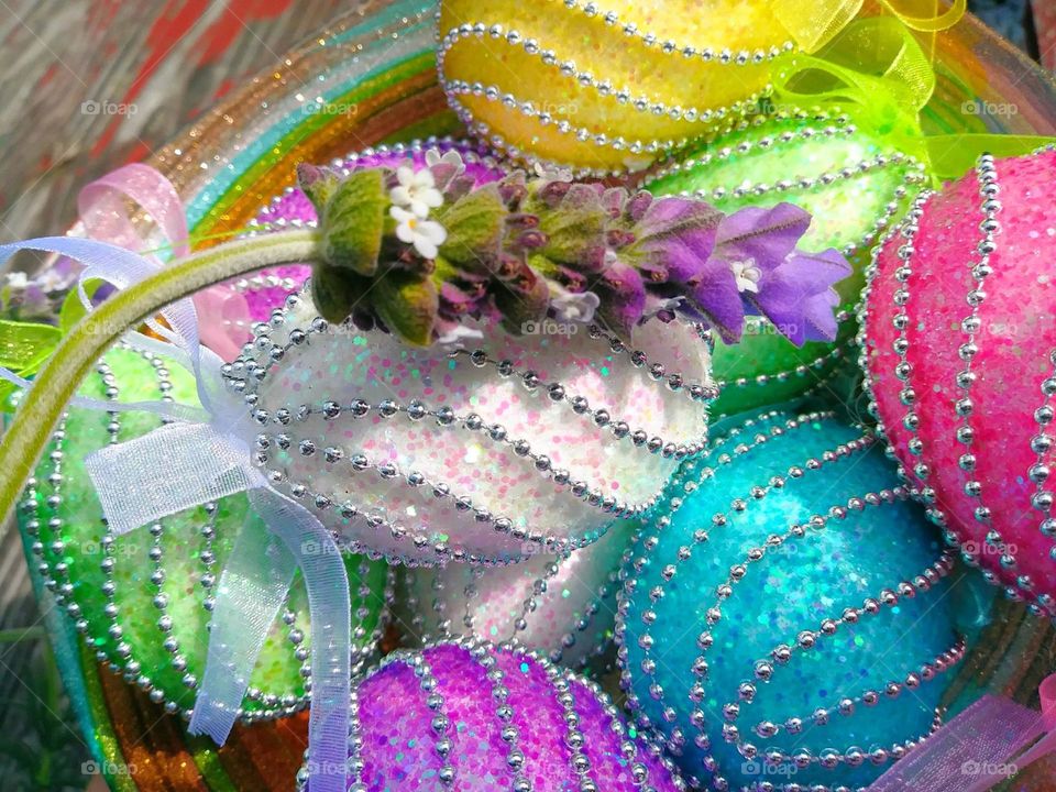 Decorative Easter eggs and French lavender