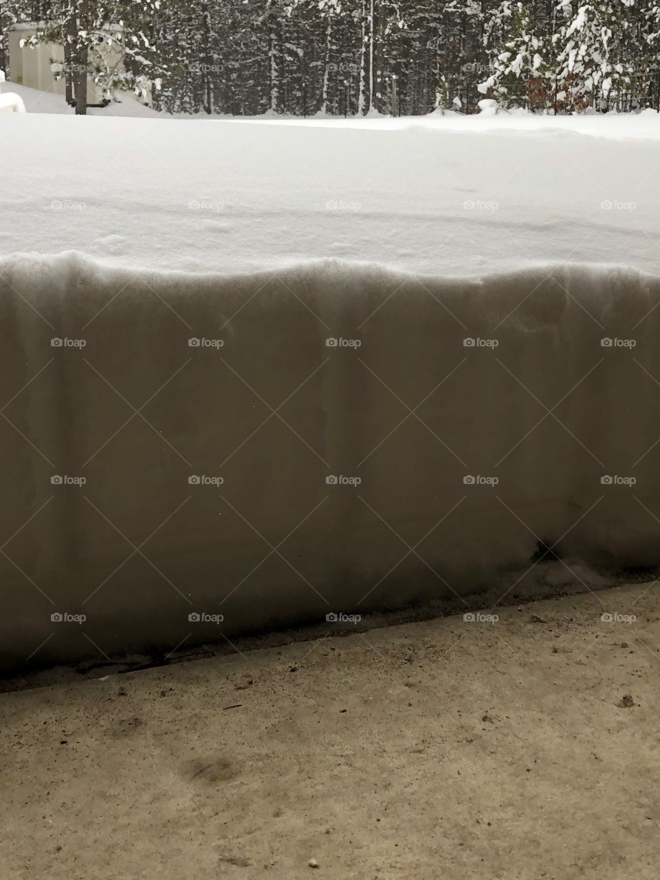 Wall of snow 