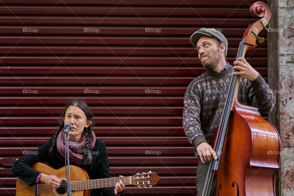 Street musicians 