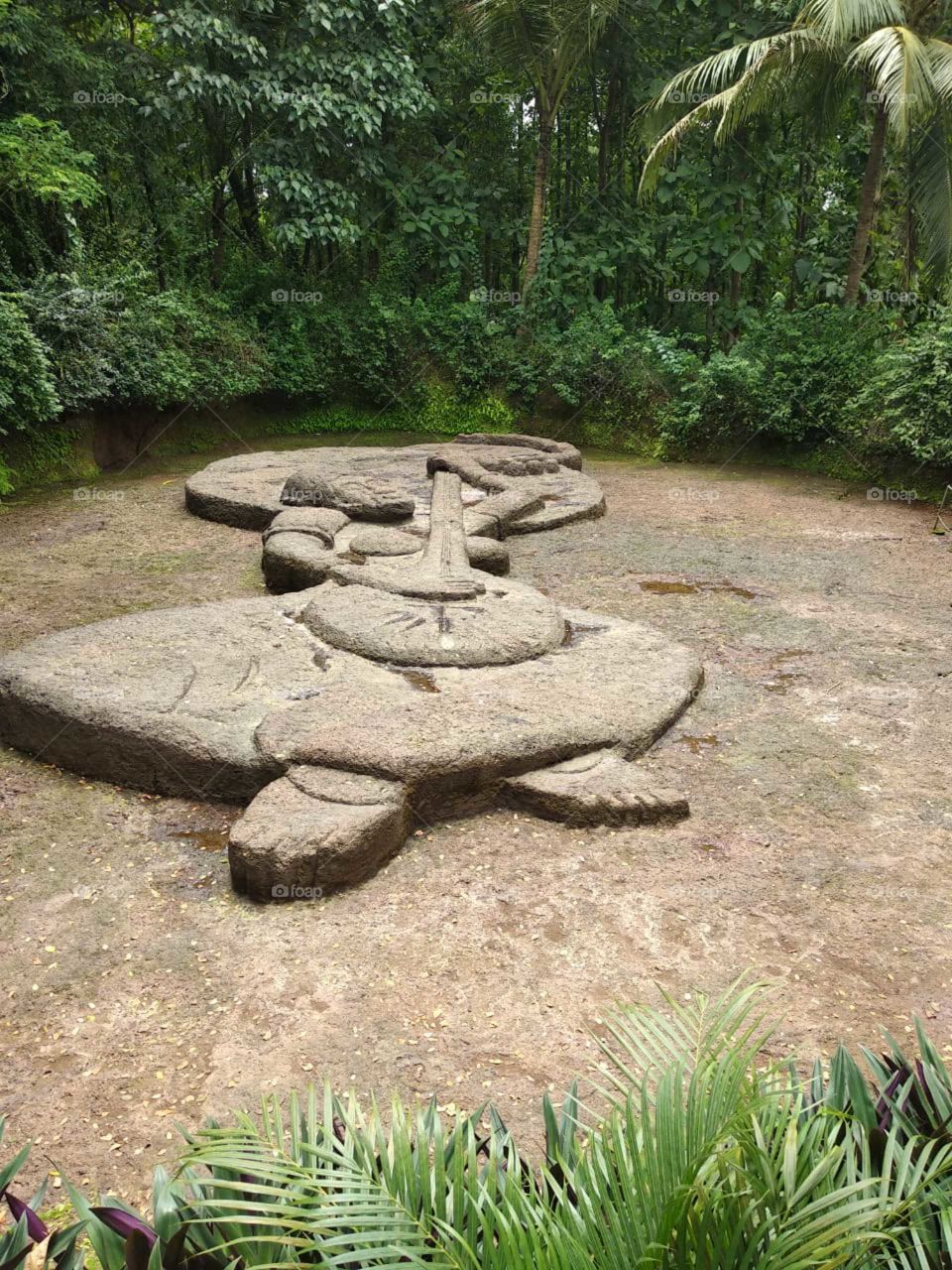 It is a natural scene that was carved on natural stones made by our ancestors.
This is a beautiful picture that you will feel very happy seeing.
And you will feel a lot of peace of mind.After seeing this picture you feel good