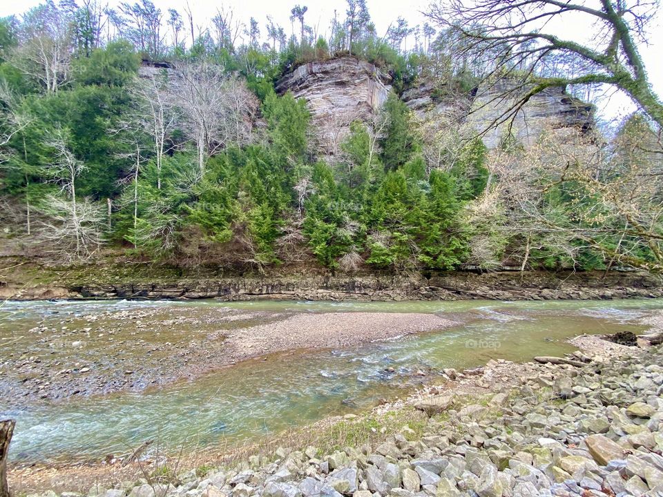 Mountain rock wall along shores of Green River Kentucky 