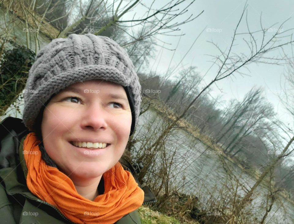 Looking to the sky, feeling good